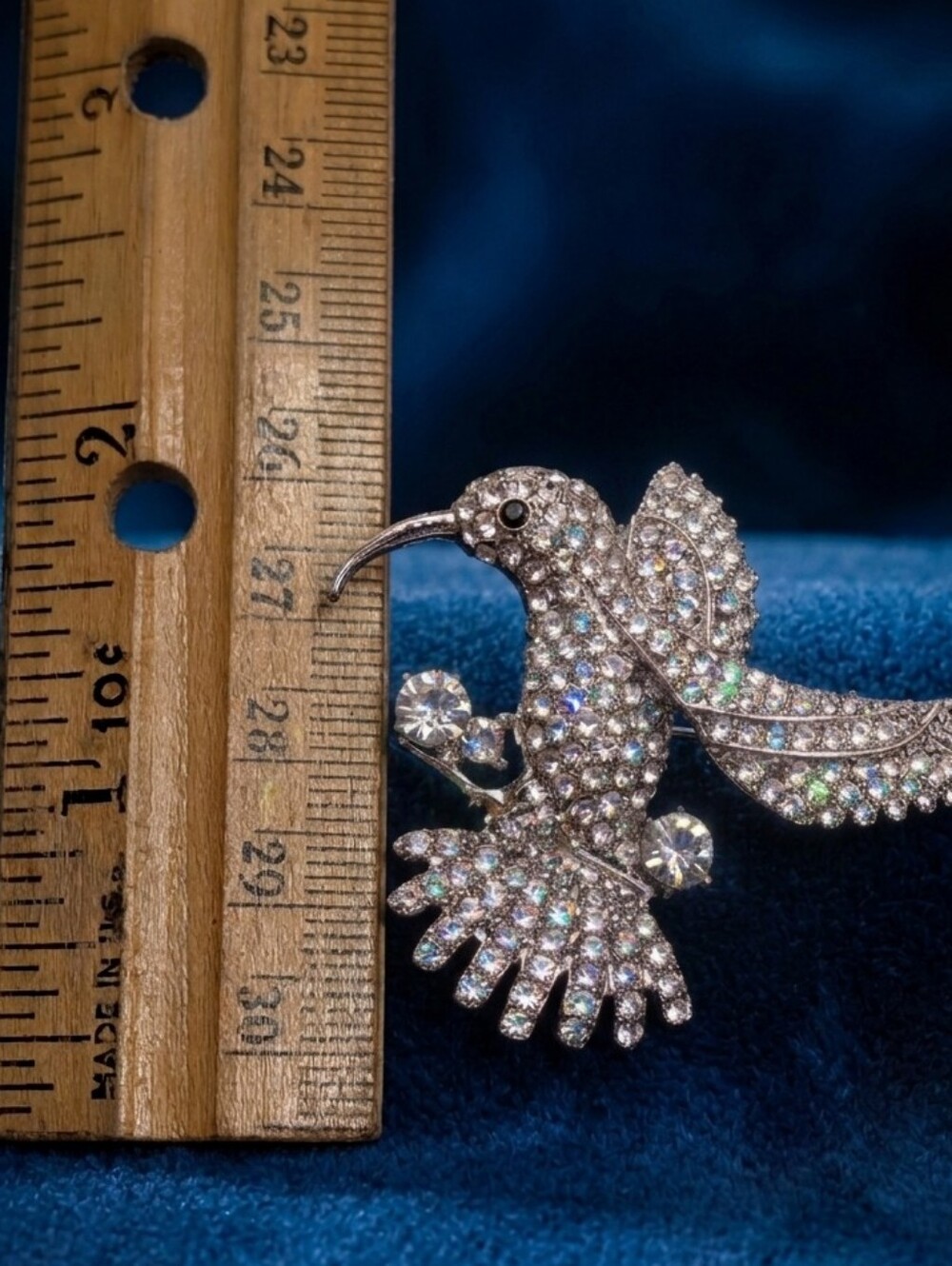 Rhinestone Hummingbird Brooch Silver Tone Flying Bird Pin - Picture 2 of 3